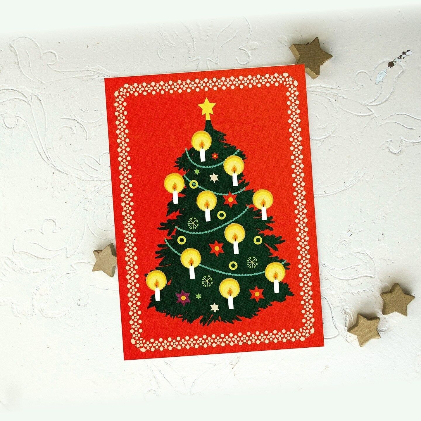 Postal árbol de Navidad rojo