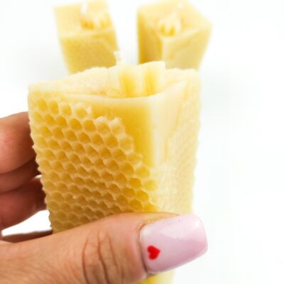 Beeswax - Honeycomb Square Candle