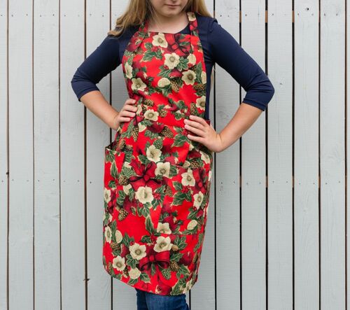 Red Christmas apron for woman with pockets. Aprons for women. Christmas gift for mom.