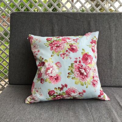 Farmhouse floral pillow cover for indoor and outdoor use.