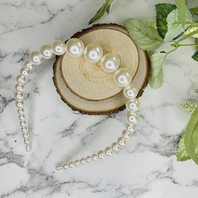 Pearl - Single Layered Headband (4 Style Options) - Large Pearl