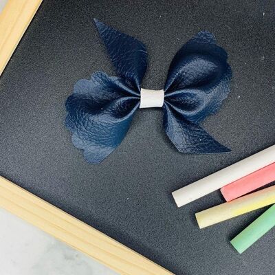 School - 3.5" Scolloped Pinwheel Bow Navy