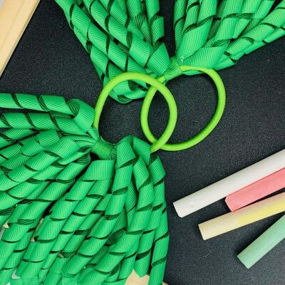 School - Corker Bobbles Green