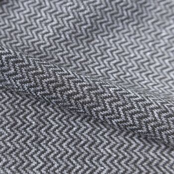 Tissu maille jacquard zigzag gris 1