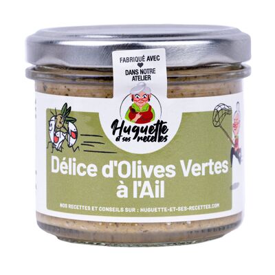 Delight of green olives with garlic