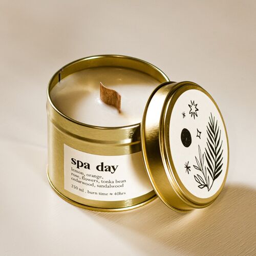 Spa day scented candle with wood wick, 250 ml