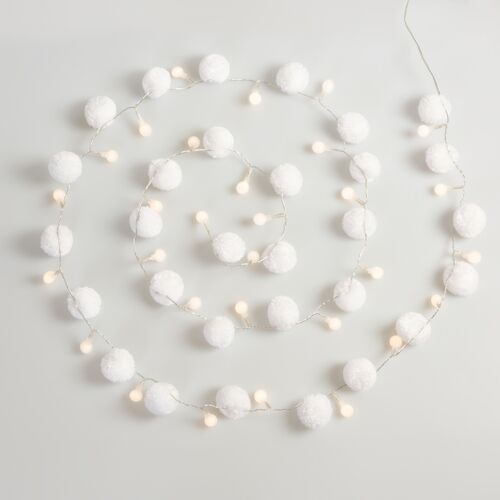 Pom Pom Light Chain, White