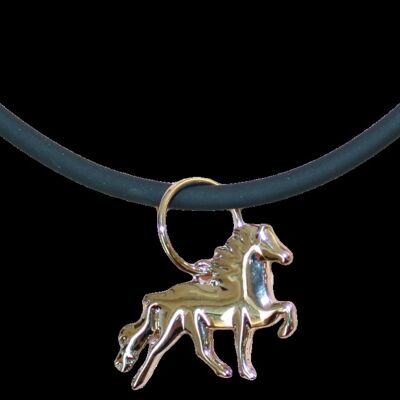 Silicone necklace with polished icelandic horse