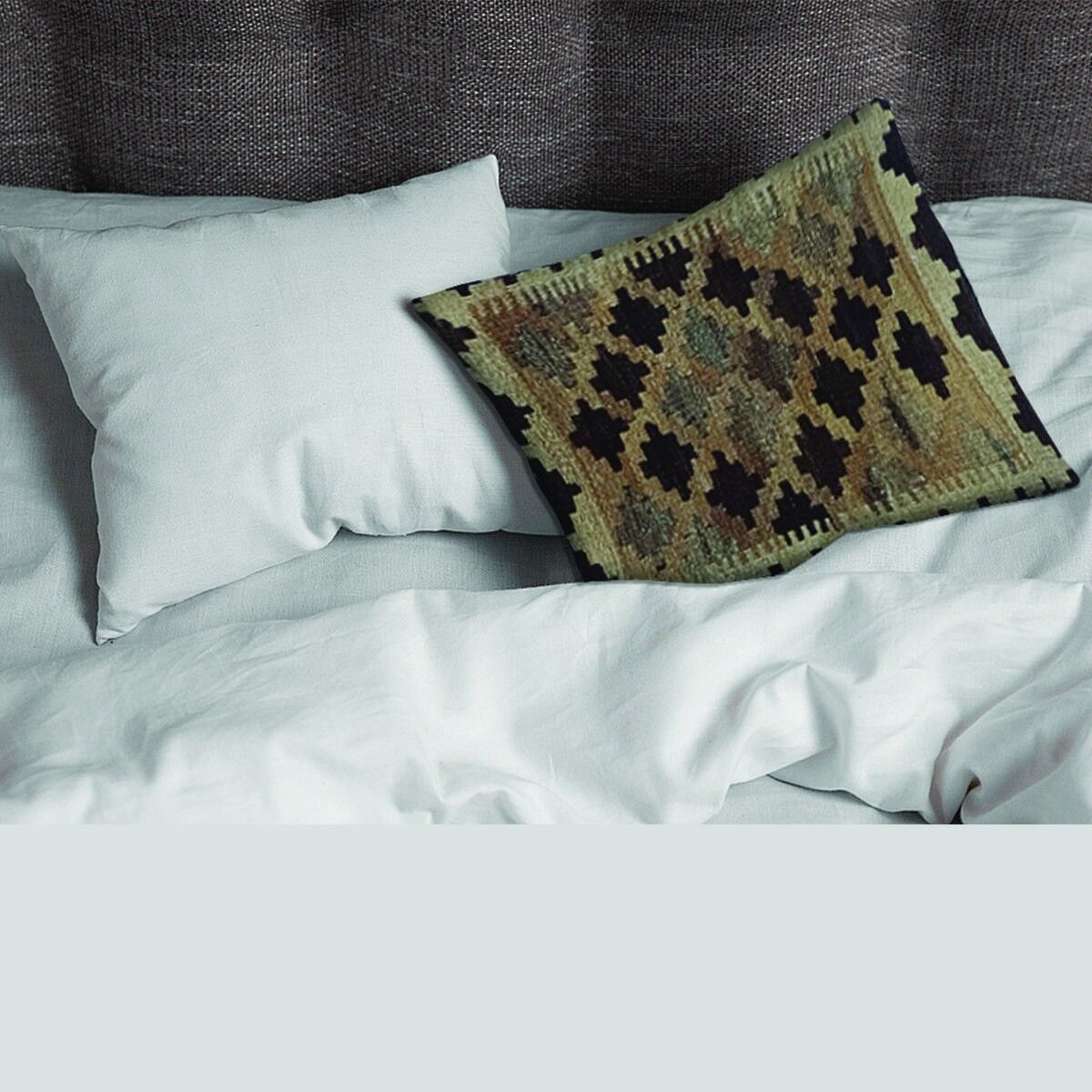 Fodera per cuscino Kilim in abete sbiancato intrecciato a mano