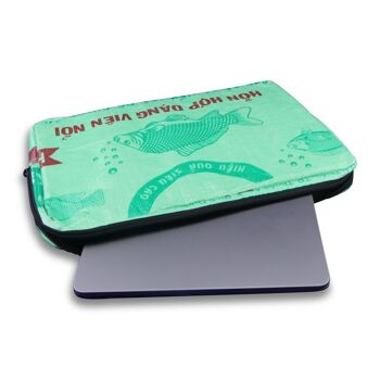 Housse pour ordinateur portable upcyclée Sleeve Krob 12" (31 x 21,5 cm) en sac de ciment 2