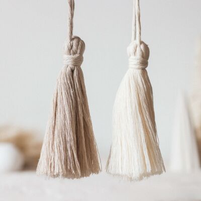 Minimalist Boho Decoration | Tassel Macrame Decoration | White or Beige | 100% Recycled Cotton