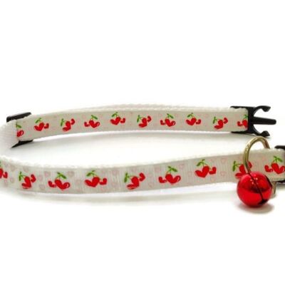 White with Red Hearts Kitten Collar
