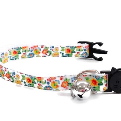 White with Yellow/Green Floral Print Cat Collar
