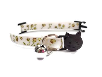 Collier Chat Blanc avec Roses Dorées 2