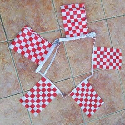 6m 20 flag checkered red/white bunting