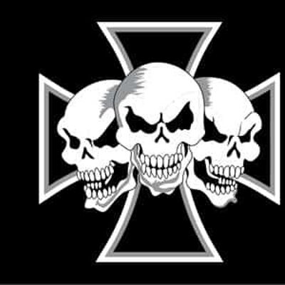 Iron Cross 3 Skulls 5'x3'