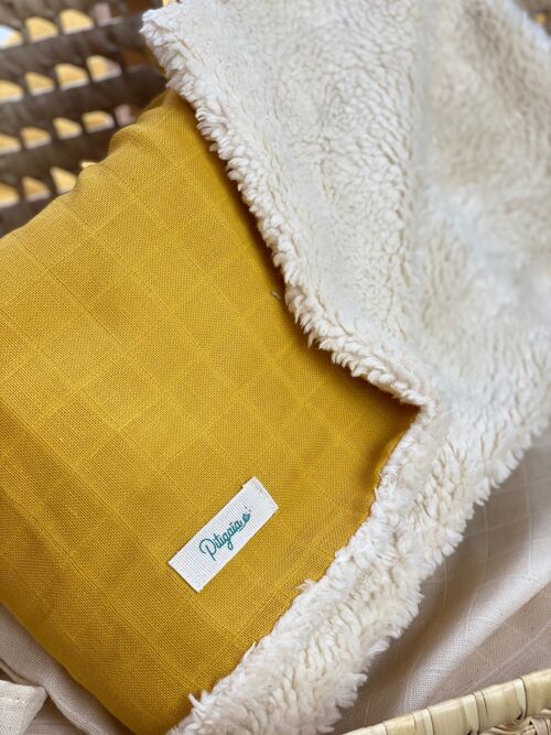 Couverture de naissance jaune en coton bio