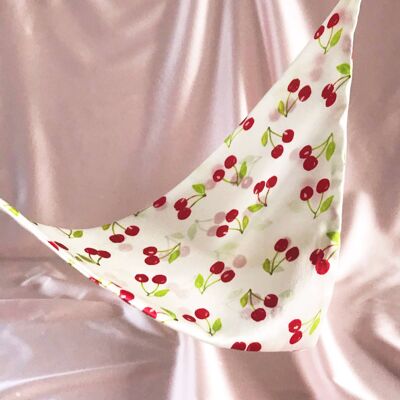 Pañuelo Audrey de seda con estampado de cerezas