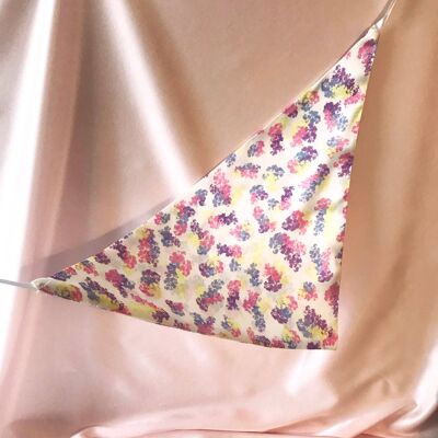 Pañuelo Audrey de seda con estampado floral