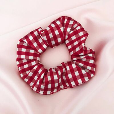 Scrunchie rojo de Astrid de seda con estampado de cuadros vichy