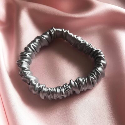 Élastique à cheveux en soie Relevé-Gris pâle