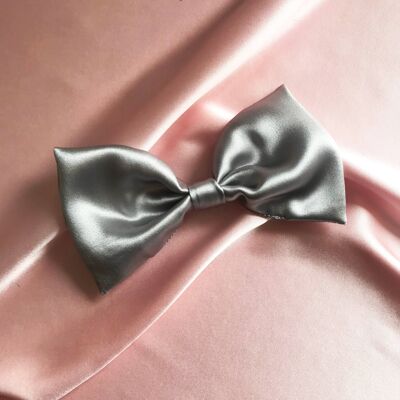 Silk Lily Hair Bow-Grigio pallido