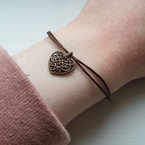 Antique bronze heart bracelet,