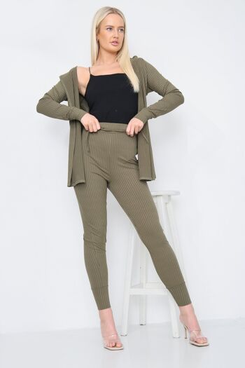 Ensemble cardigan et pantalon côtelé vert kaki 2