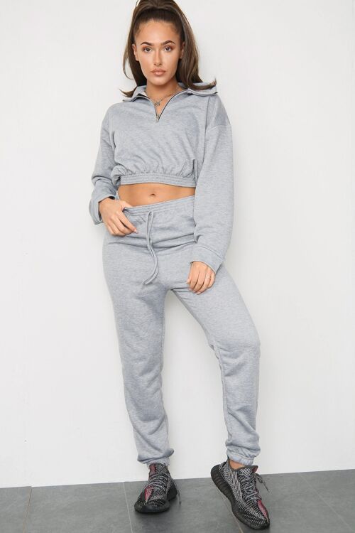 Grey Long Sleeve Zipper Crop Top and Matching Oversized Joggers