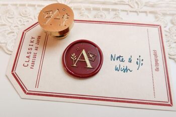 Initial Seal Stamp, Note & Wish Original Seal Stamp - W - Coffret de cachet de cire (timbre, poignée, bâton de cire et boîte) 1