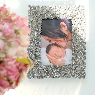 Photo frame - picture frame - metal - silver - model clover "Good luck" for photo size 10x15cm - W21 x H17cm
