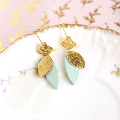 Lozaa earrings in gold and mint green leather