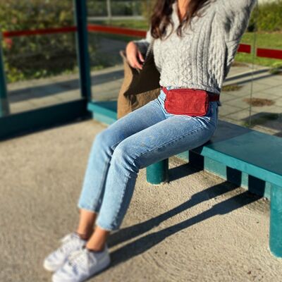 Walnut- vegan fanny pack belt - maroon red