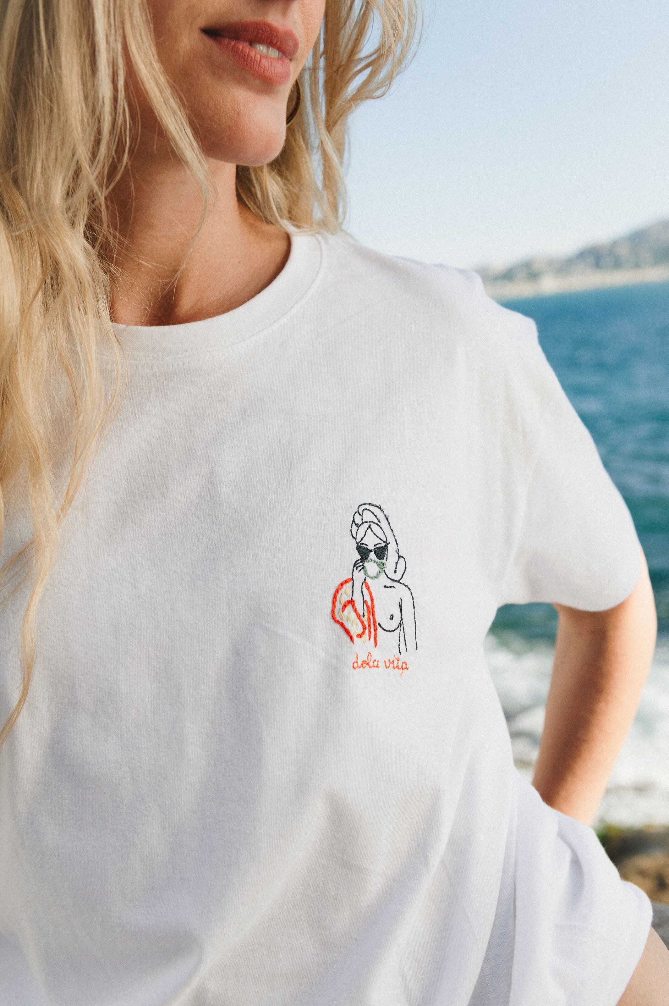 T-shirt ricamata Dolce Vita