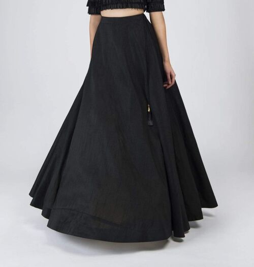 Anya Black Flared skirt