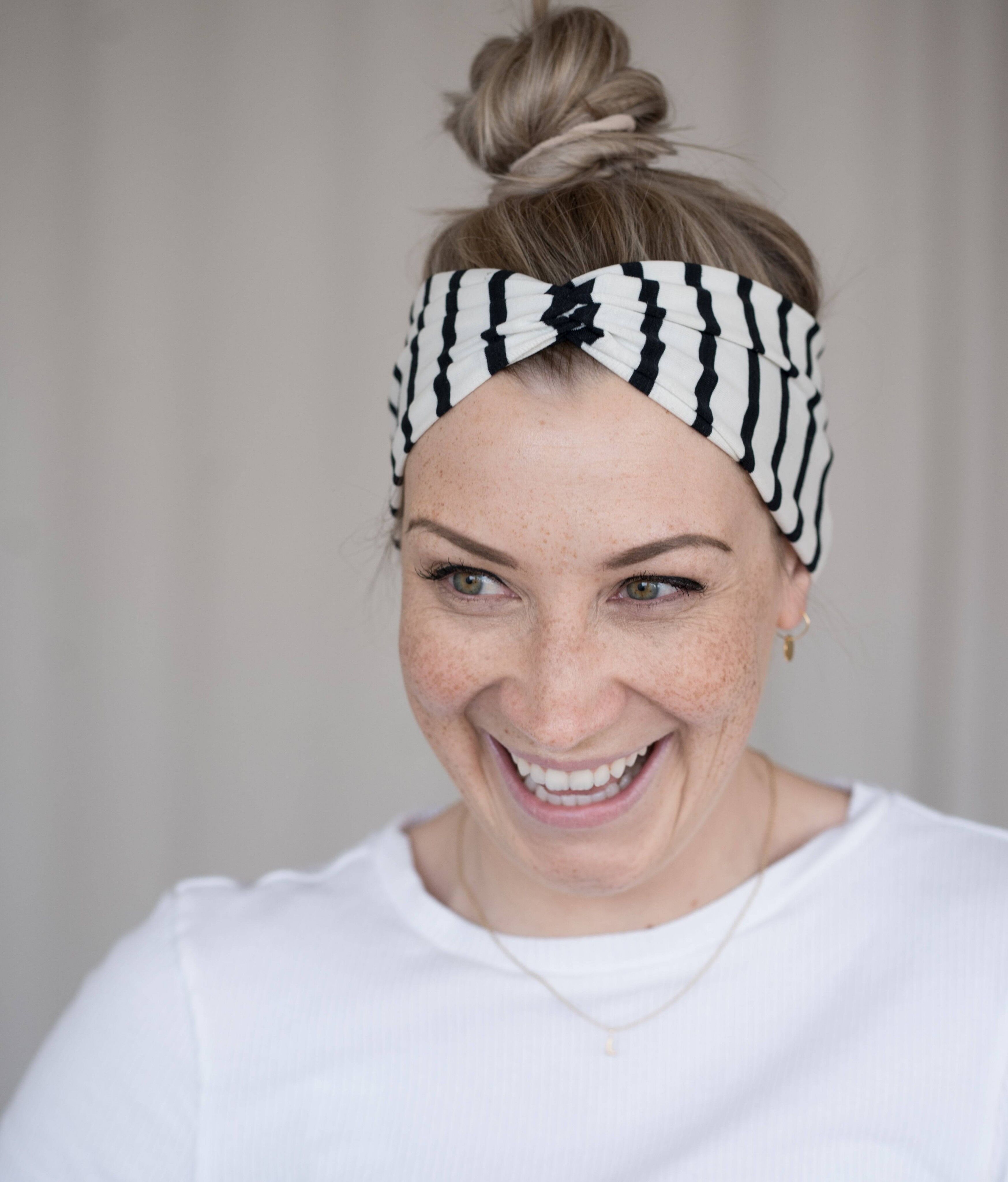 FASCIA FIOCCO IN JERSEY ORGANICO NERO RIGHE BIANCHE