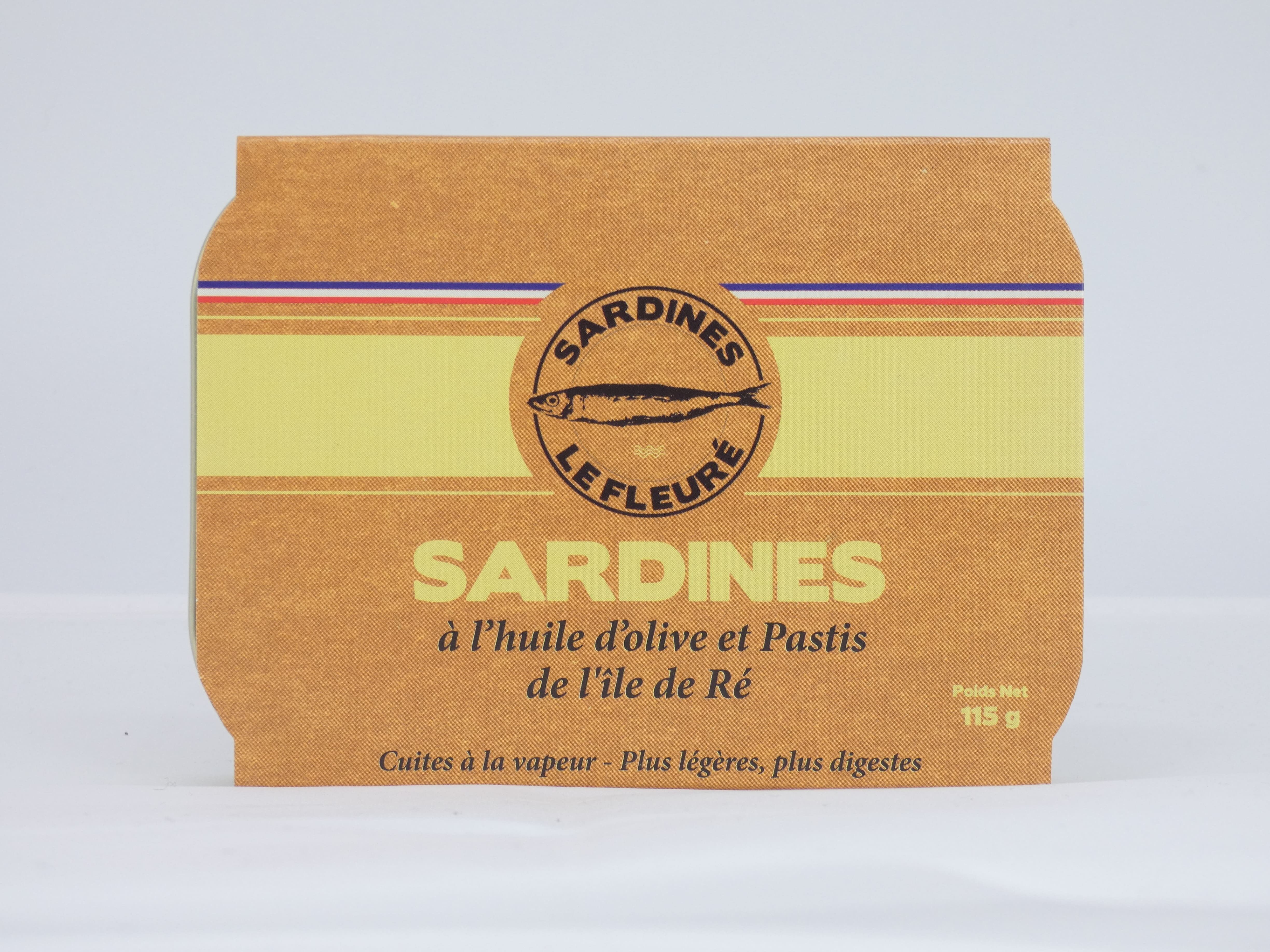 Sardine in scatola in olio d'oliva e pastis dell'Île de Ré