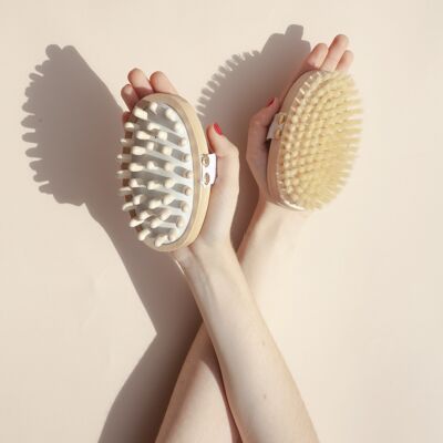 Brosse exfoliante pour le corps