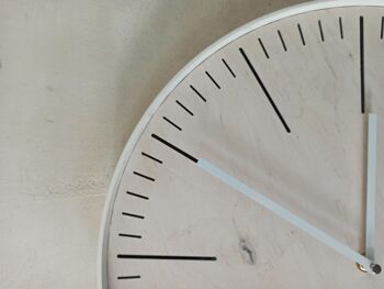 horloge simple blanche Aiguille blanche 30cm 2