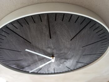 horloge simple noire Aiguille Blanche 30cm 1