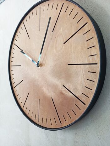 Horloge simple en TECK 30cm 1