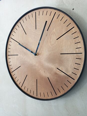 Horloge simple en TECK 30cm 2