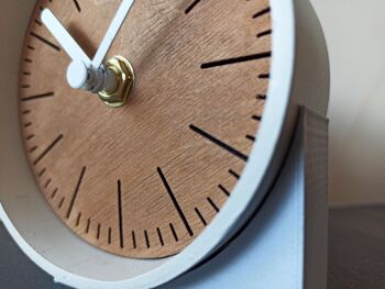petite horloge de bureau en TECK Aiguille Blanche 10 cm et le socle 7x4x3cm 6