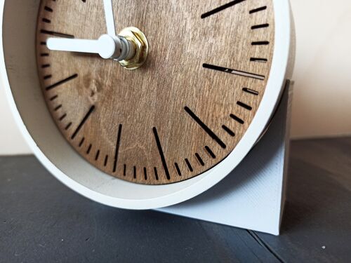 small WENGE desk  clock White Needle 10 cm and the base 7x4x3cm