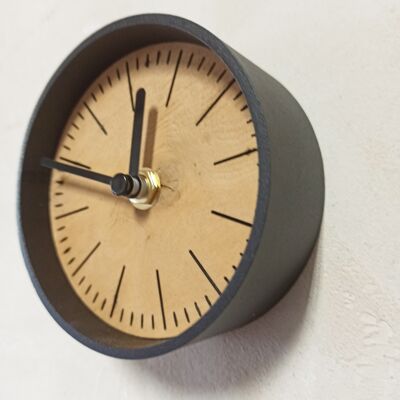 small OAK desk  clock 10 cm and the base 7x4x3cm