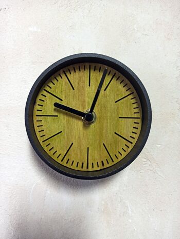 petite horloge de bureau OAK Black Needle 10 cm et le socle 7x4x3cm 3