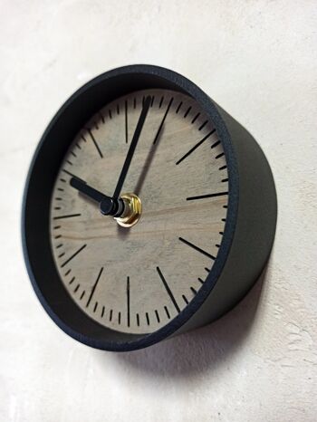 petite horloge de bureau WENGE Aiguille Noire 10 cm et le socle 7x4x3cm 3