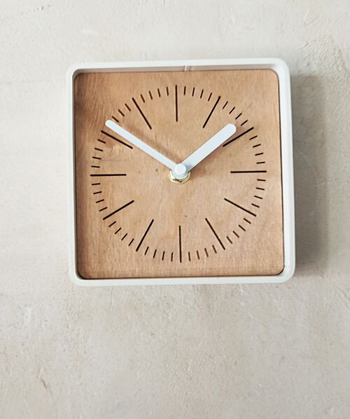 small BLACKdesk  clock Black Needle 14X14X3CM