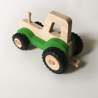 Serge the wooden tractor - Green