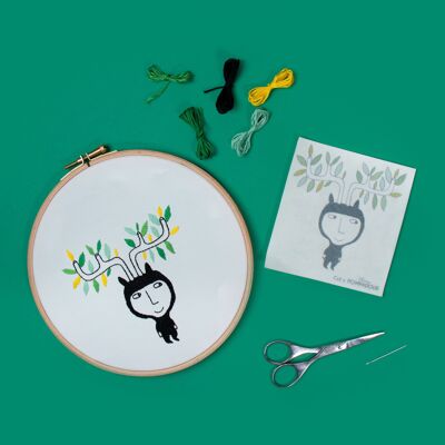 EASY EMBROIDERY Kit -Csil- Bonhomme Arbre